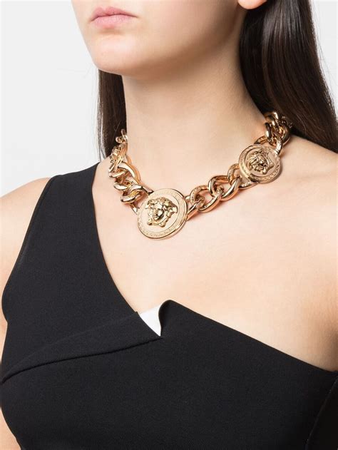 versace necklace farfetch